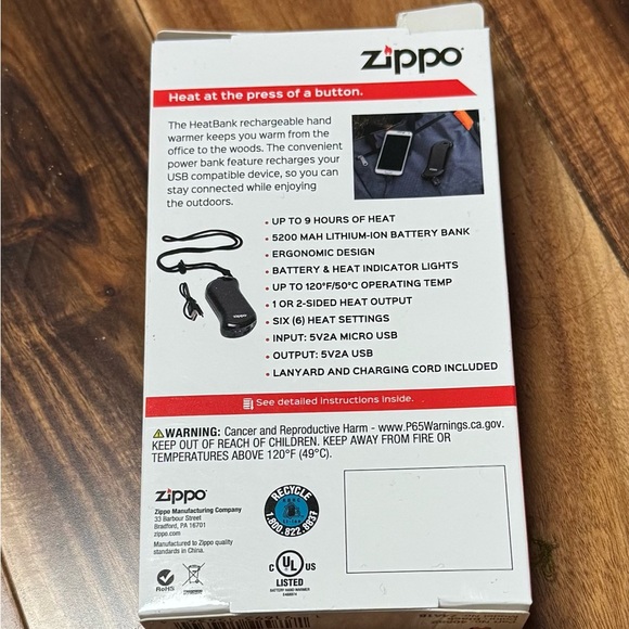 Zippo 40582 HeatBank 9S Rechargeable Hand Warmer, Black NEW - Picture 2 of 3